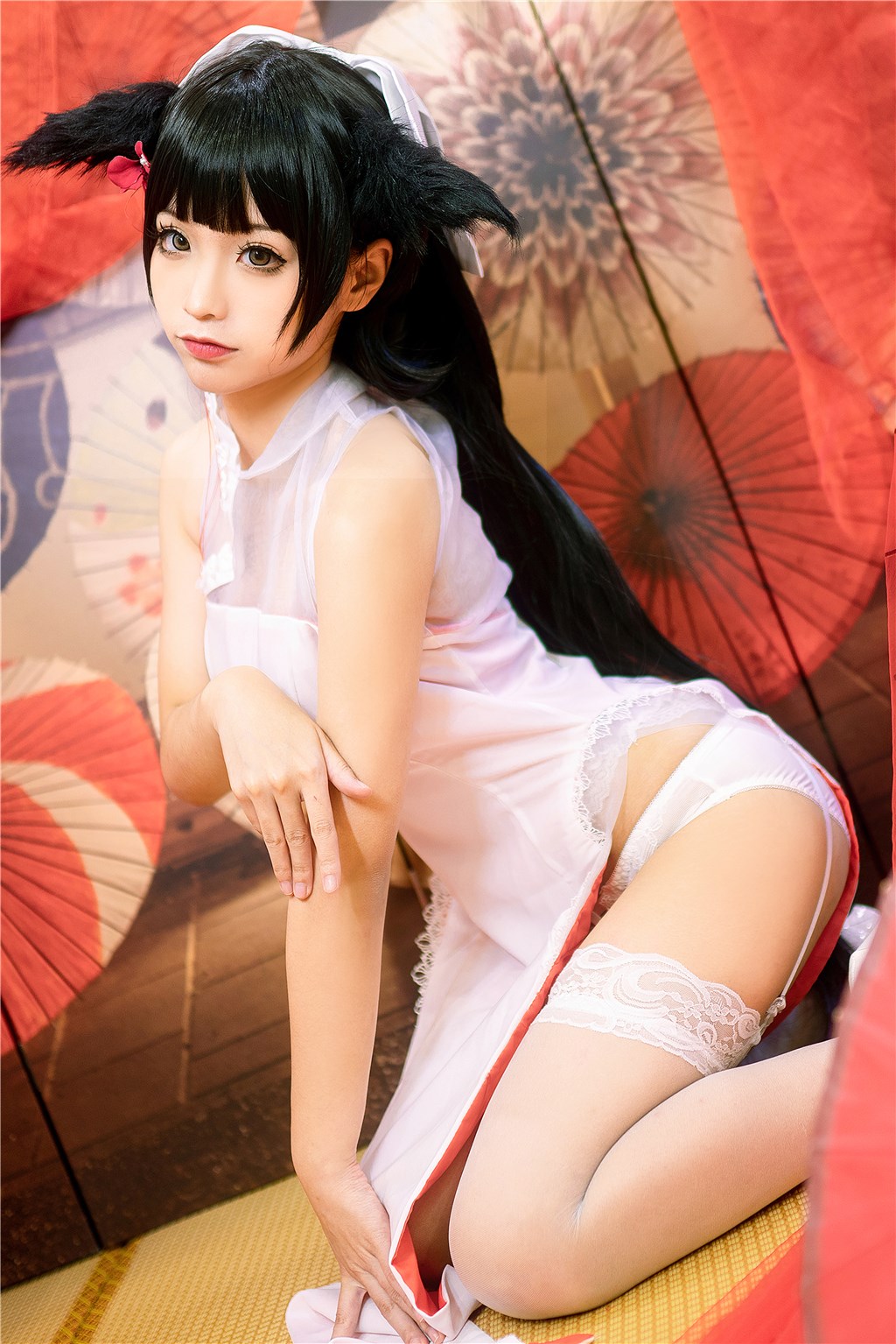 黑料网暗访:夜晚餐桌旁只有两人,对剧本还是另有情愫?,黑料揭秘